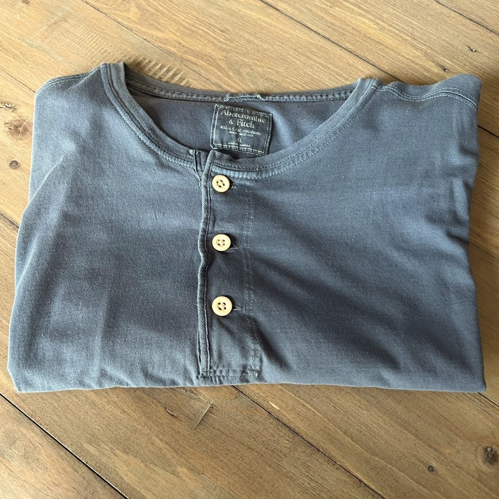A&F Tee